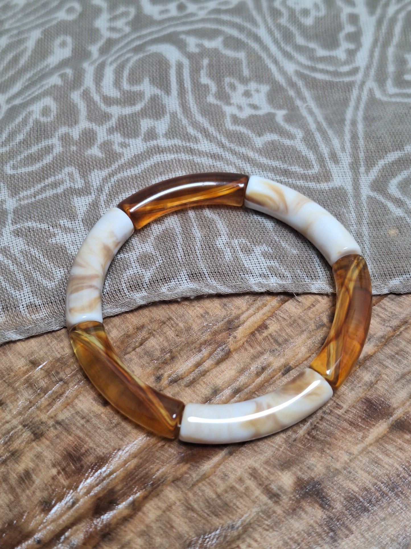 Bracelet perles tubes fins - les marrons