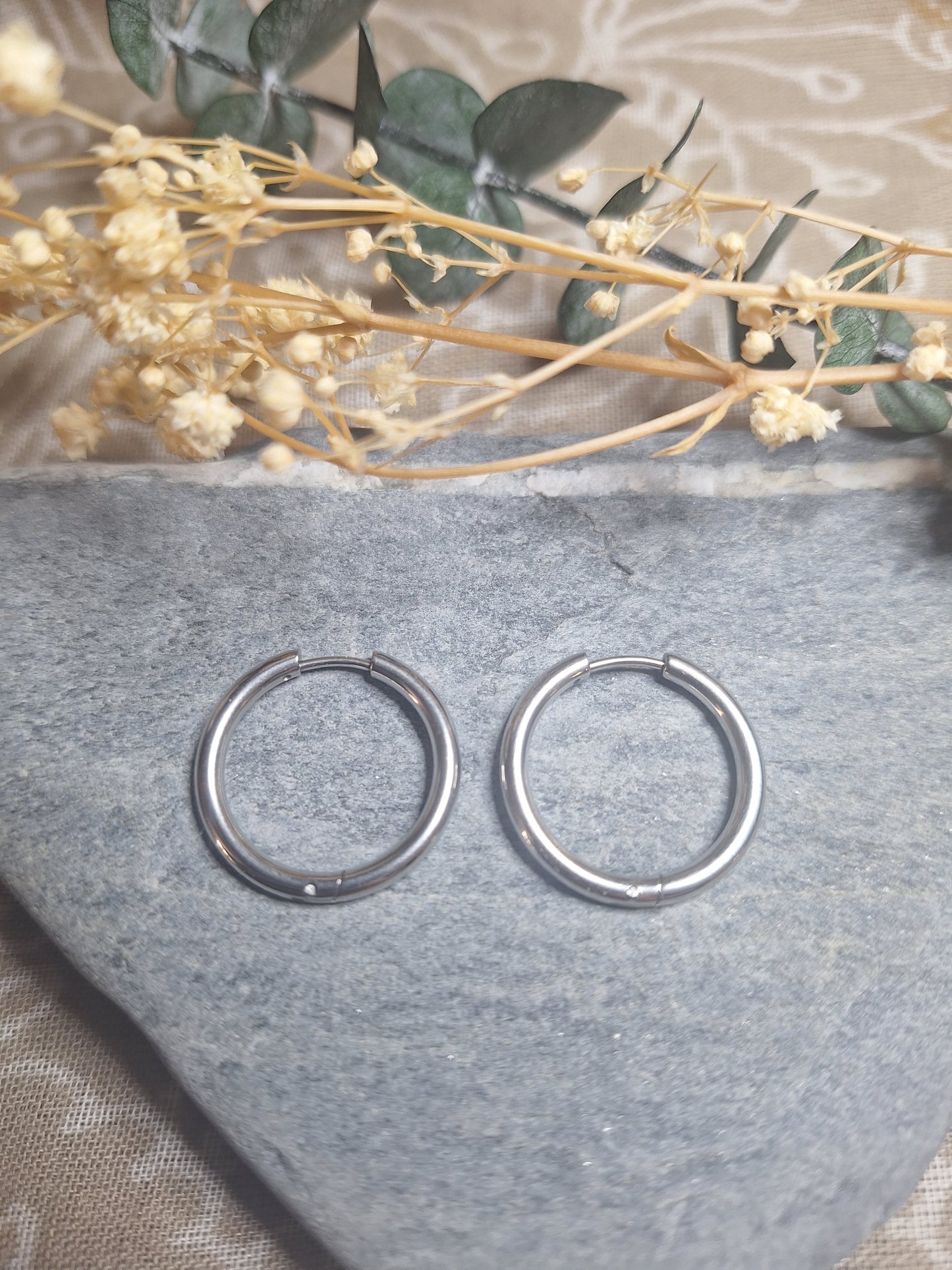 Créoles argentées 18mm